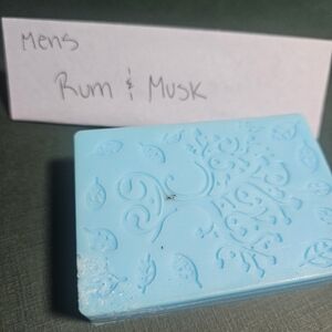 Blue Men's Rum & Musk Soap